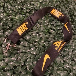 Nike Detachable Lanyard Black & Yellow